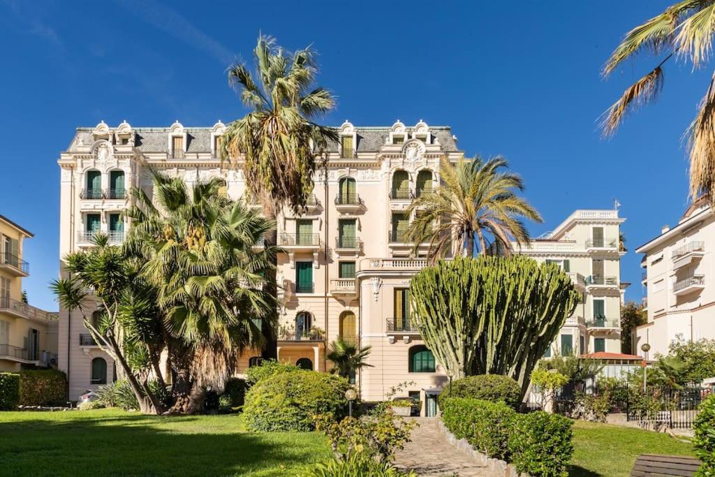 Apartmán La Casa Di Anna, In Palazzina Liberty Fronte Parco Bordighera Exteriér fotografie